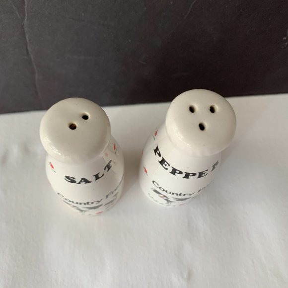 COOKS TOOLS FARM ANIMALS CHICKEN AND MILK BOTTLES SALT AND PEPPER SHAKERS 2 SETS - Picture 4 of 14